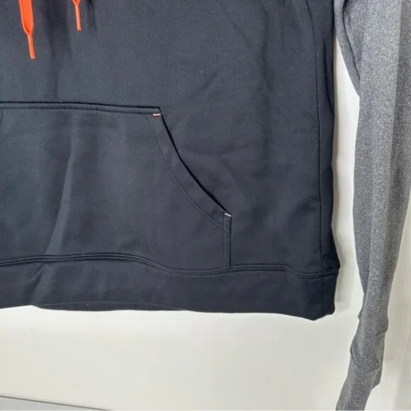 Under Armour Women’s Black and Gray semi fitted Hoodie - Picture 3 of 8